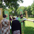 Посадка 200 кустарников аллеи Петра и Февронии в музее-заповеднике «Коломенское» (27 мая 2007 года)