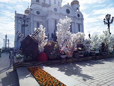 Храм Христа Спасителя и Парк Культуры имени М. Горького - 23.04.2023г.